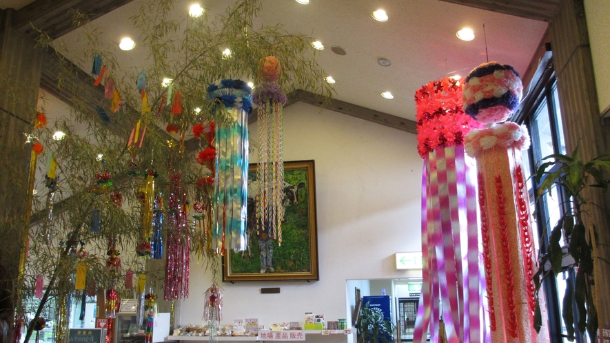 *【館内の飾りつけ/七夕】日本の風情を大切に。季節ごとの飾りつけを行っております。