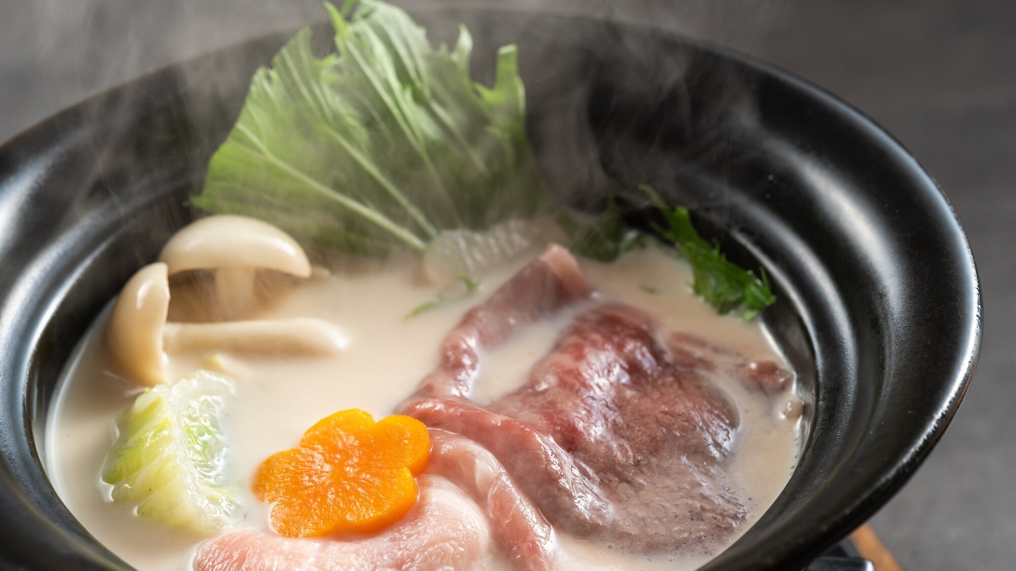 【土地の恵み会席】博多和牛炙りや三海灘の幸のお刺身などお肉も魚介も楽しめる