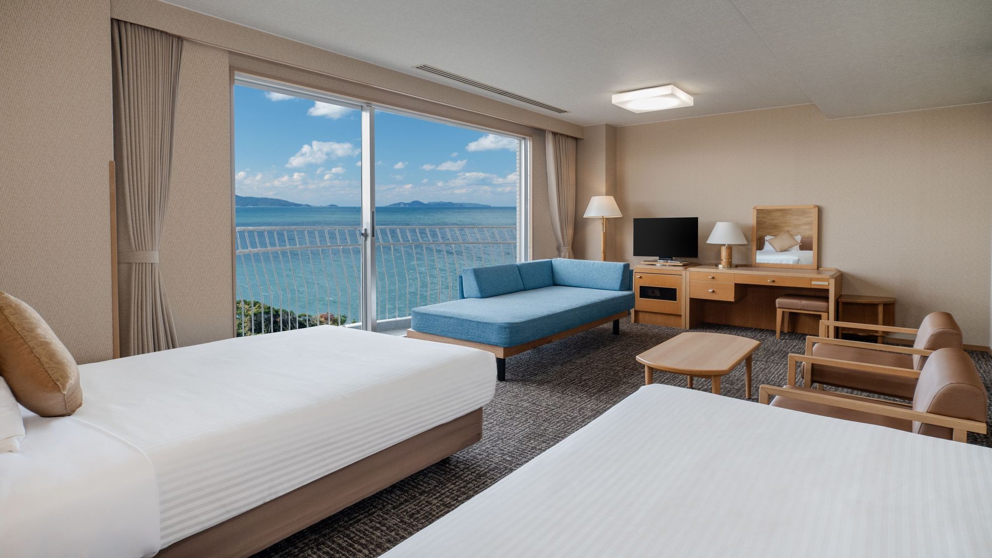 2025年10月リニューアル！【オーシャンビュー】スーペリアルーム（バス付）／36平米