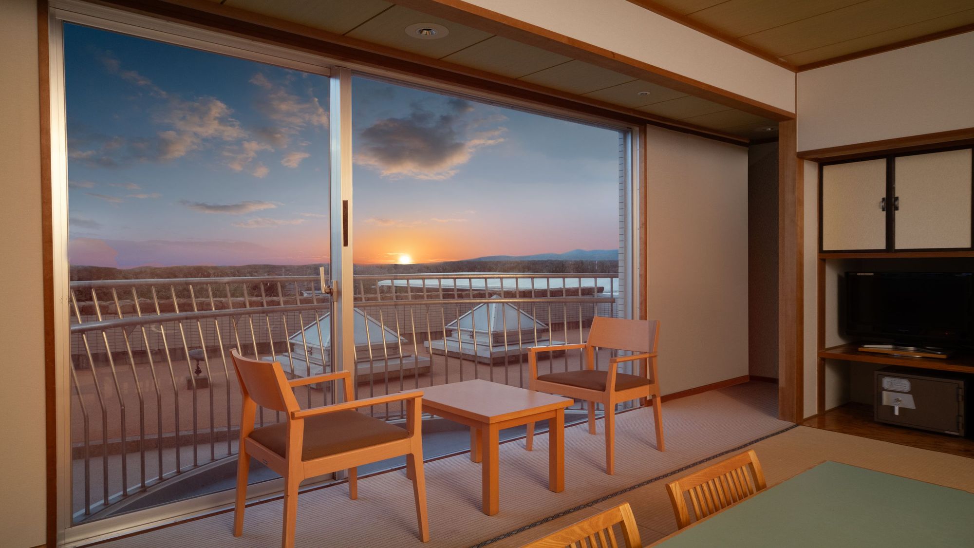 和室10畳（客室からの眺め）