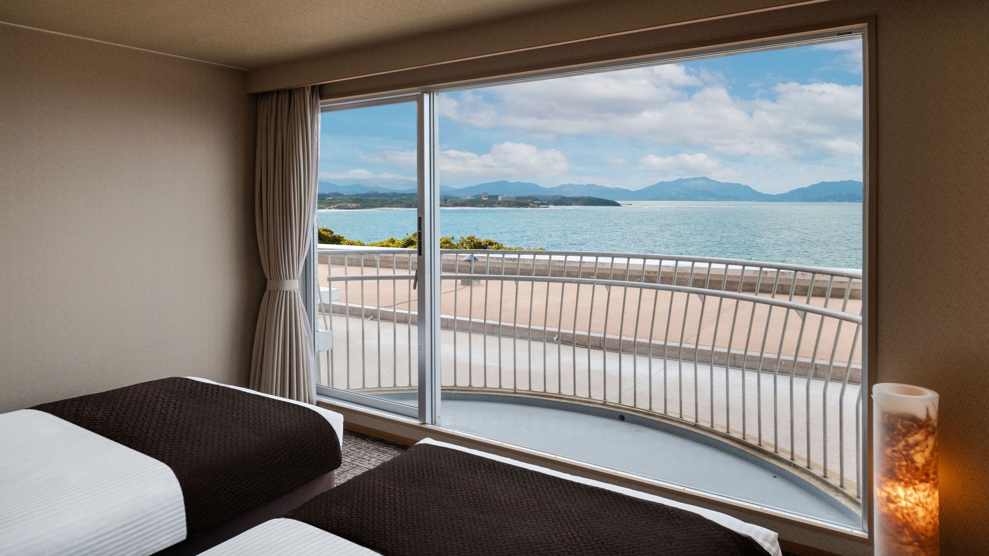 【オーシャンビュー】ツインルーム（バス付）