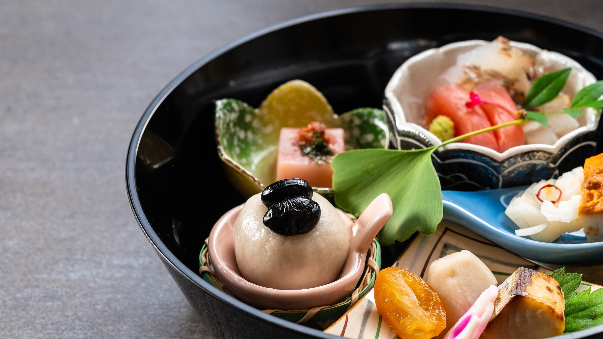 前菜（梅豆腐  寒鰤西京焼きなど）