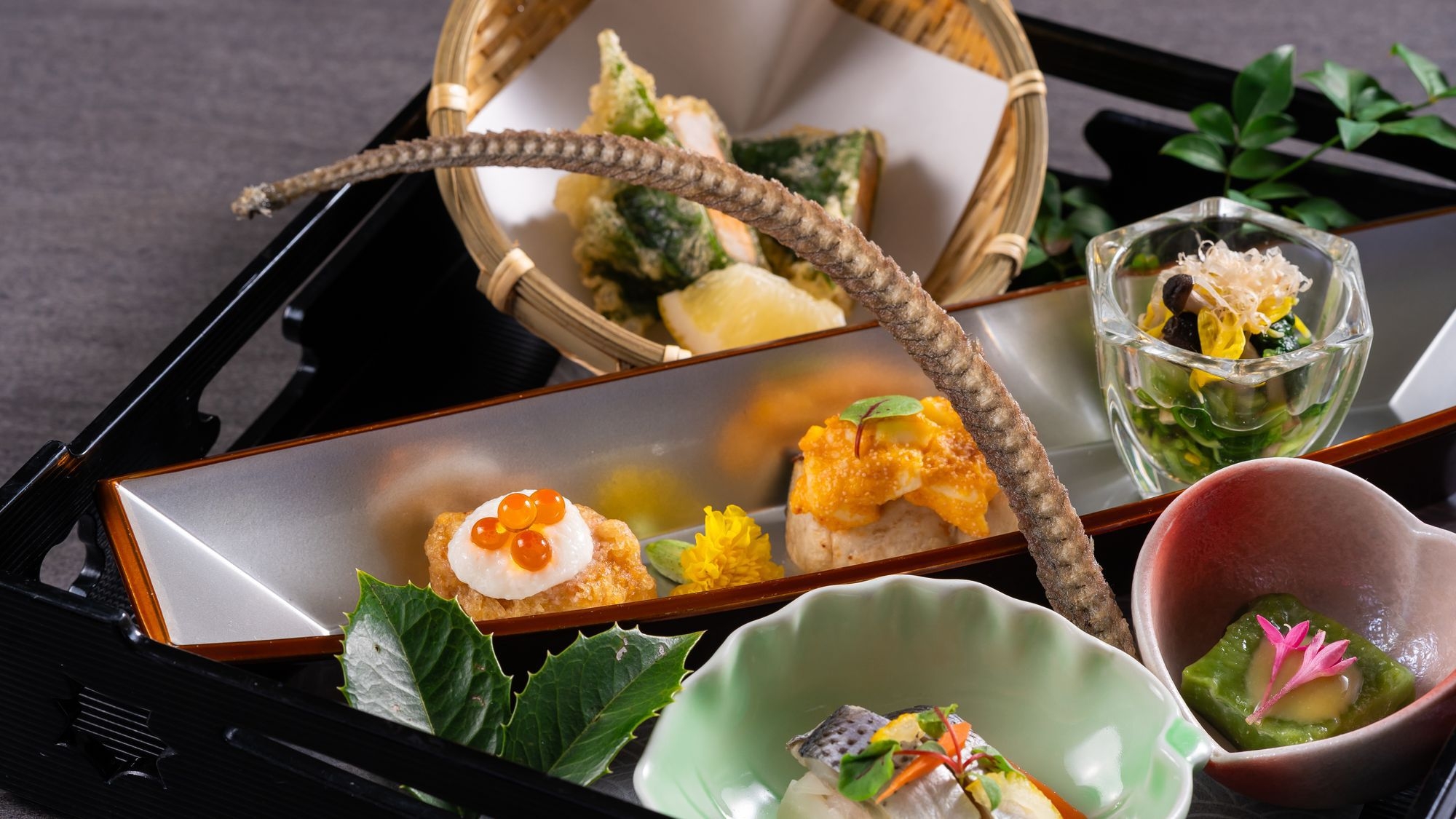 【かに食べ放題／特別会席】柳川和牛ロースと国産相盛り鰻重を堪能できるこだわり会席