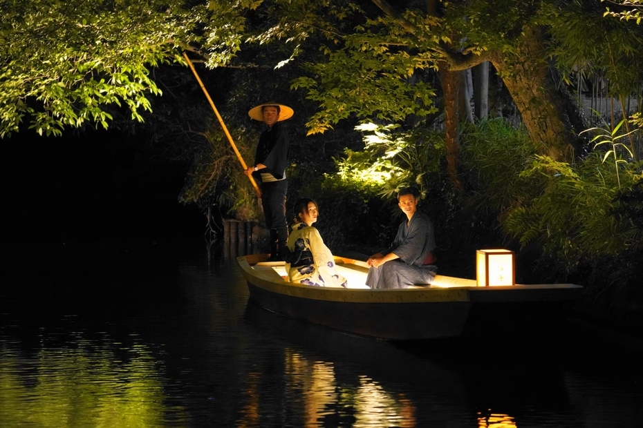 【夜の灯り舟乗船券き】小学生以下のお子さまにお菓子のプレゼント♪【特別会席】（2食付）