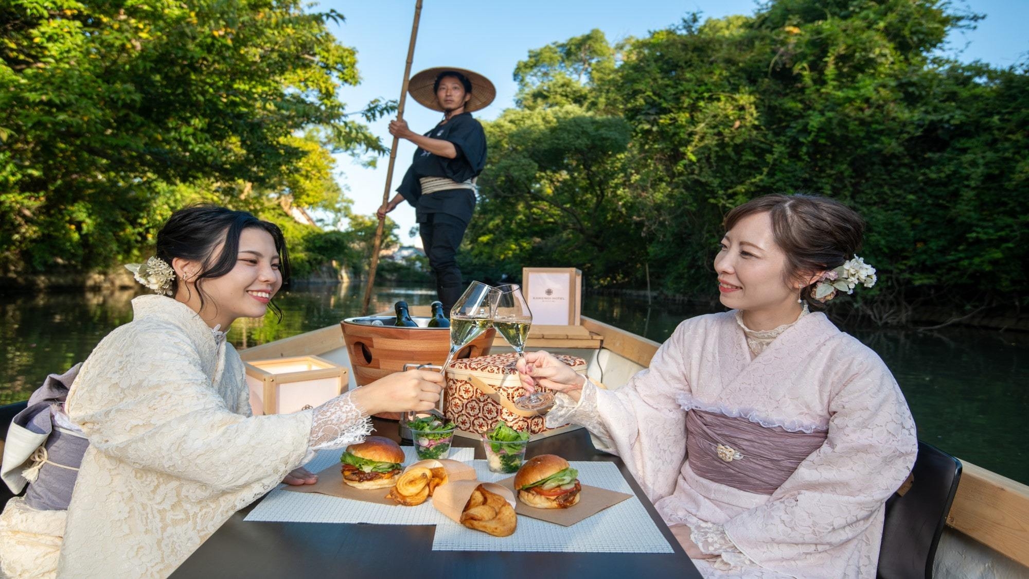 【亀の井柳川限定/ 1泊3食】舟上でランチと歌声を愉しむ。柳川名物川下り付き【土地の恵み会席】