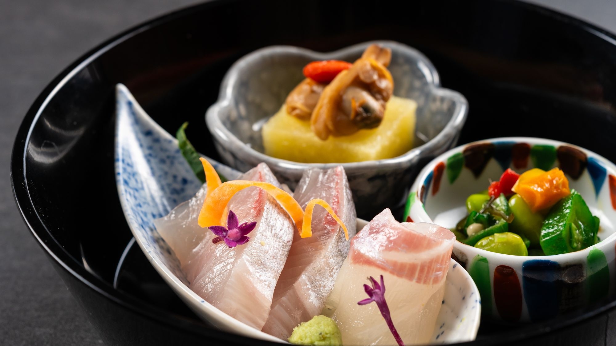 ■【亀の井柳川限定】船頭がオペラを歌う！柳川名物川下り＆ドリンク付き【季節の会席】（2食付）