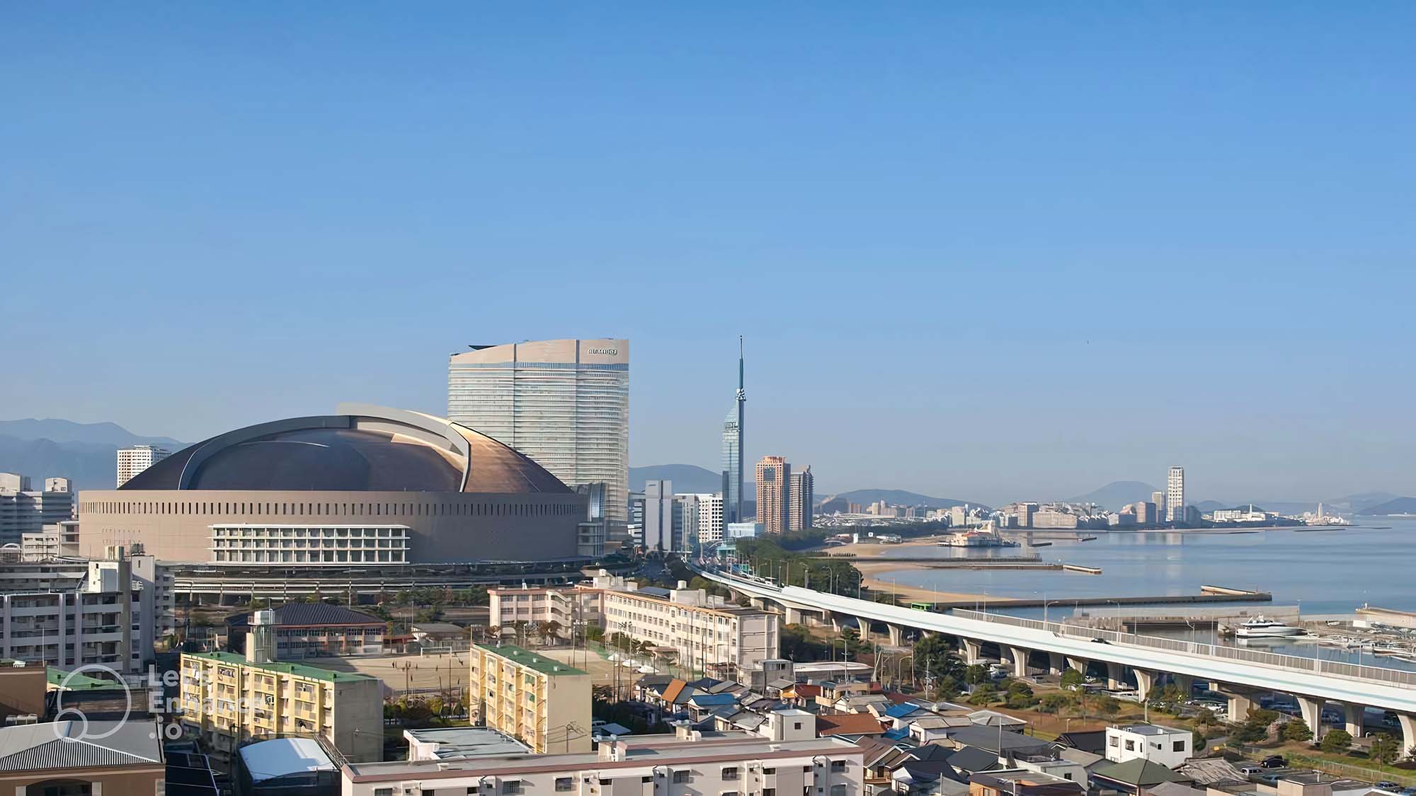 『福岡paypayドーム』『福岡タワー』へは当ホテル正面バスターミナルから