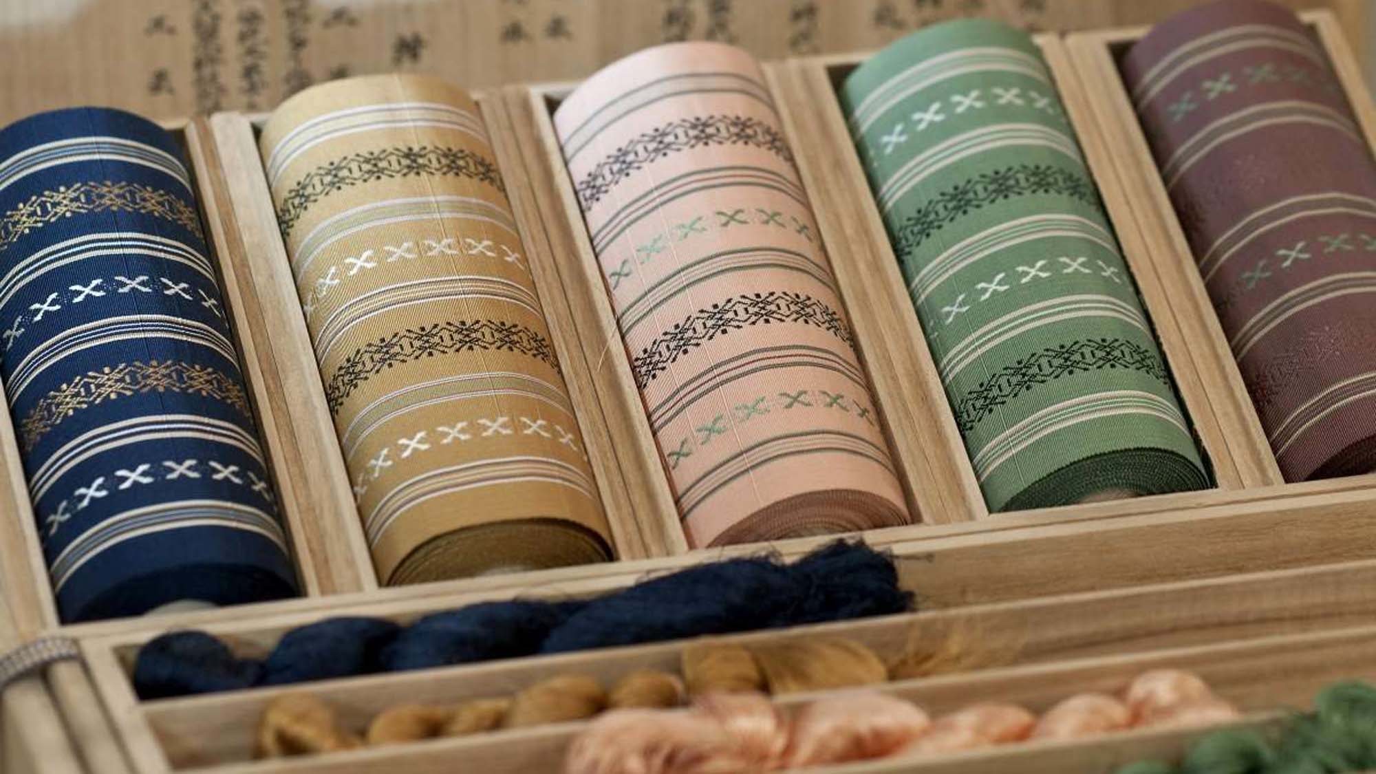 伝統工芸博多織『はかた伝統工芸館』へどうぞ