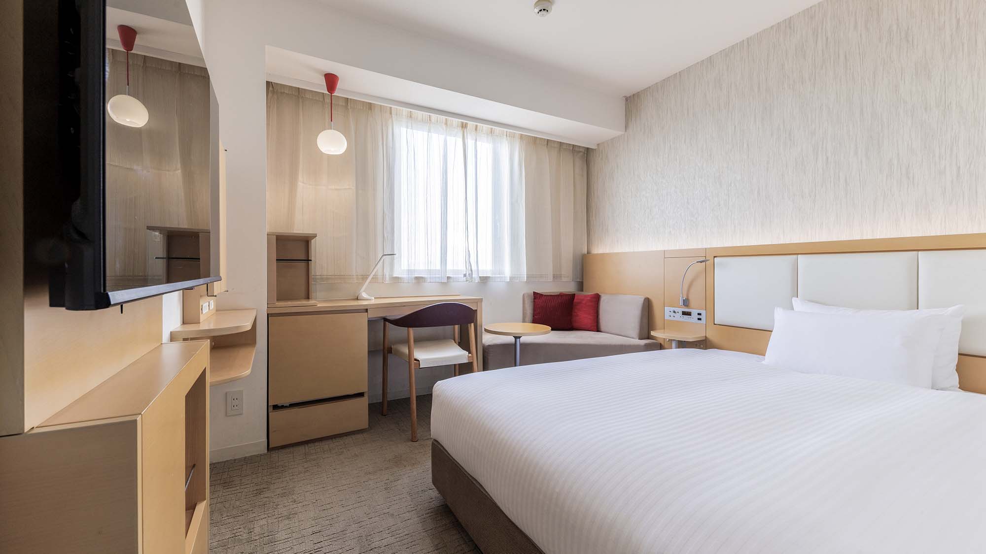 コンフォートシングル　14.6㎡　ベッド幅140cm&times;200cm