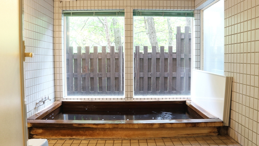 ≪一番人気≫地産食材・手作りにこだわったフルコースディナー＆2つの無料貸切風呂【1泊2食】