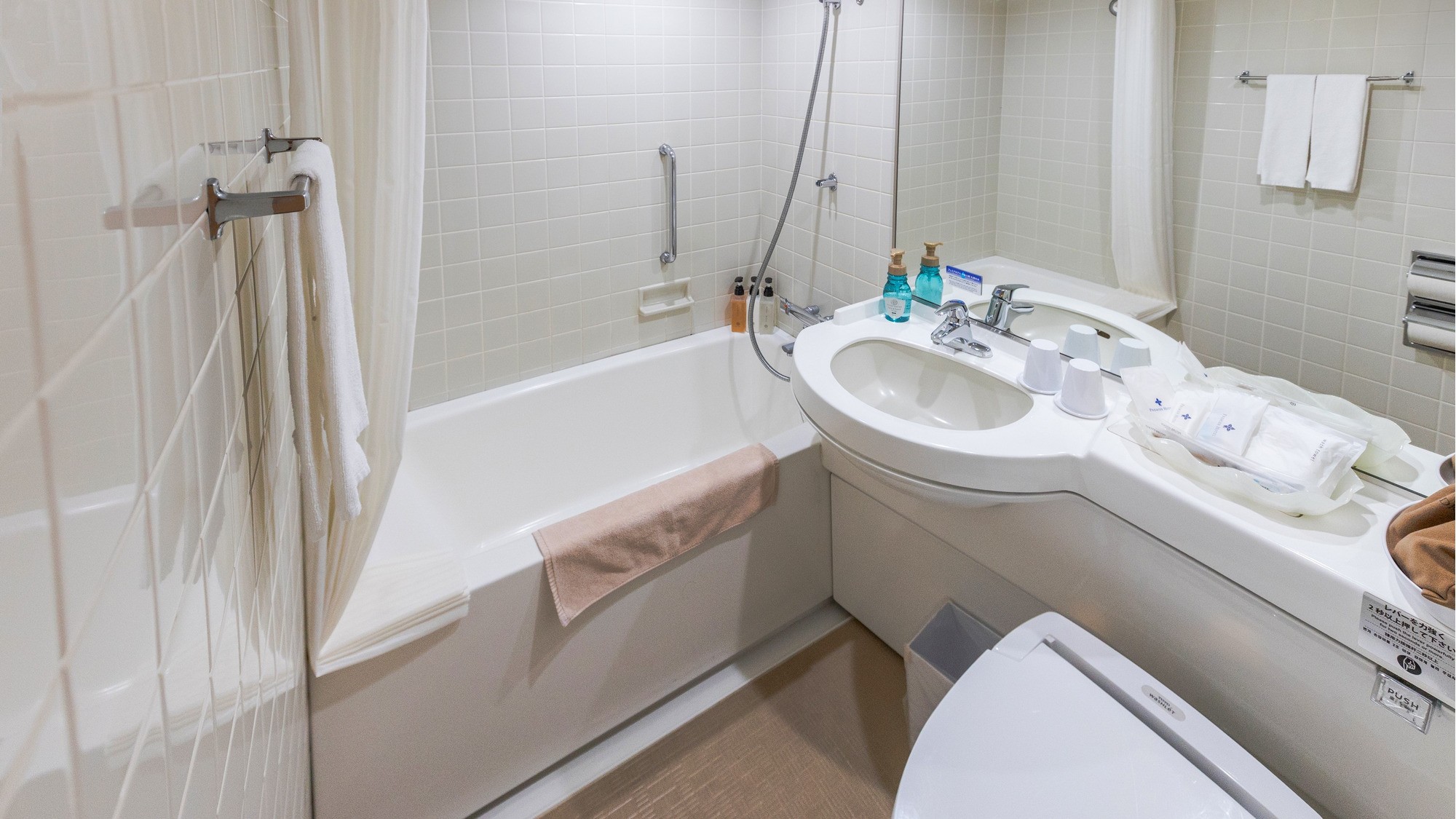 【バスルーム】スタンダードルーム