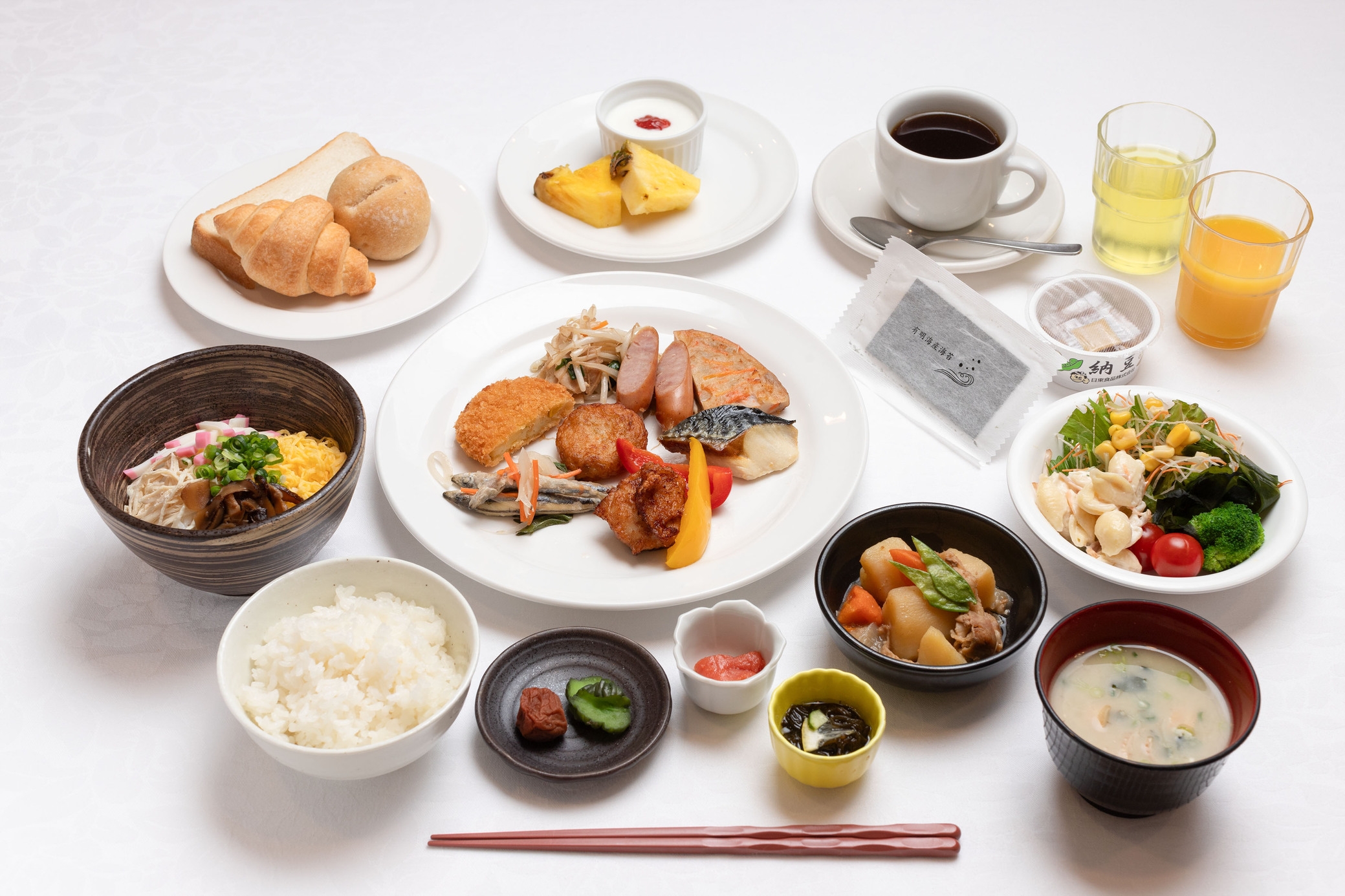 ★【朝食付】・【さき楽】２８日前の予約でお得なプラン【シモンズ社製マットレス採用】