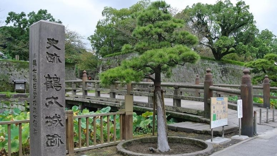 鶴丸城跡