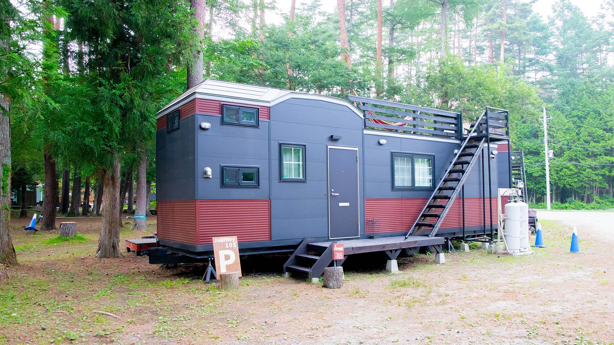 ・【トレーラーハウス　ジャーニー】ハイグレードトレーラーハウス。4名以下のグループや家族におススメ