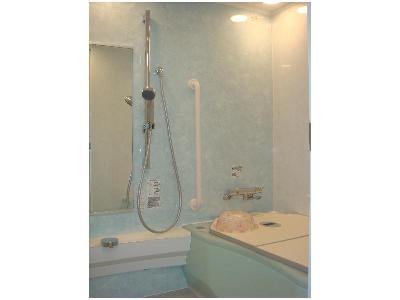 <Bath>