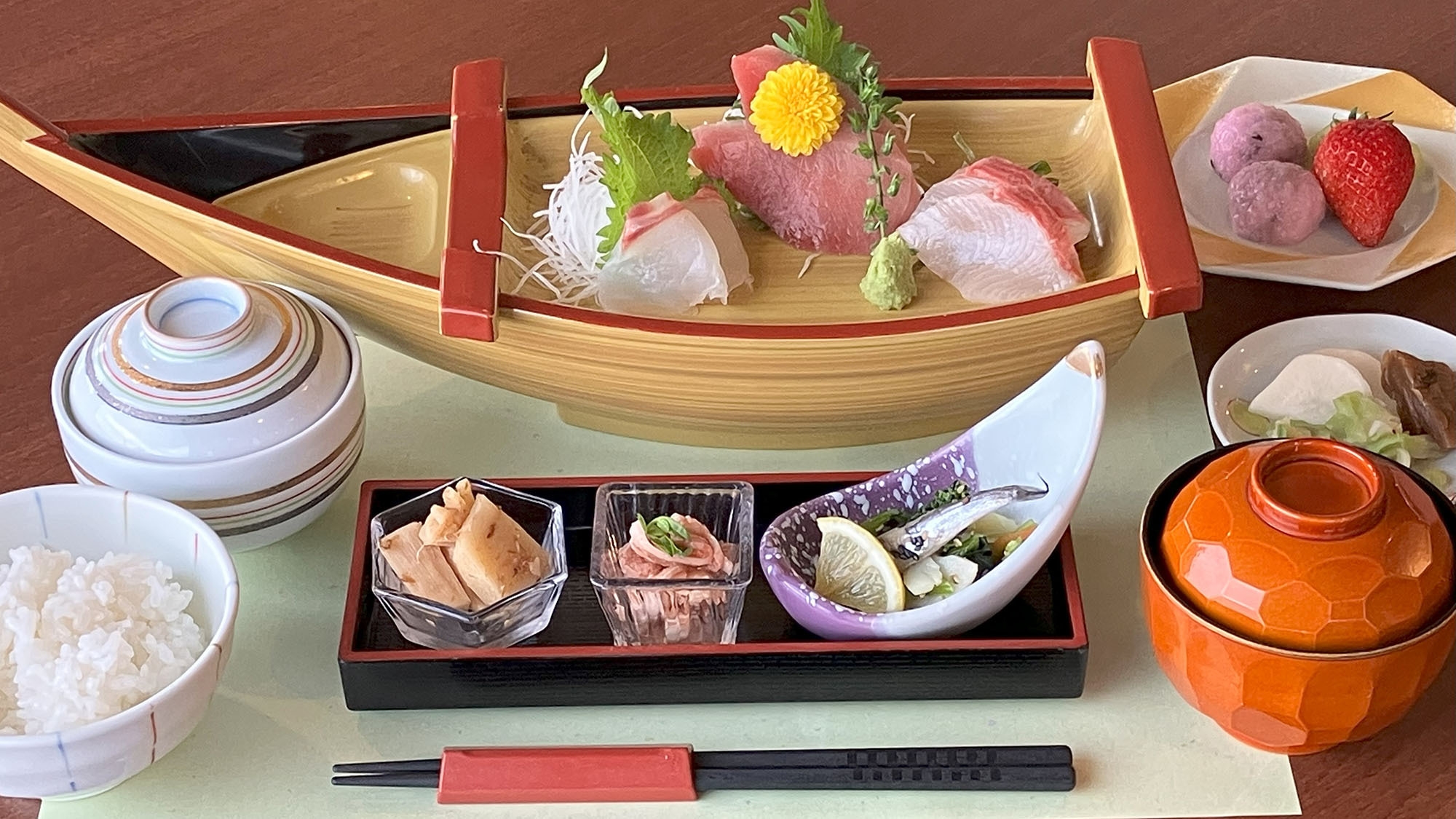 平日限定【1泊2食】リーズナブル派に嬉しい★お刺身和定食プラン