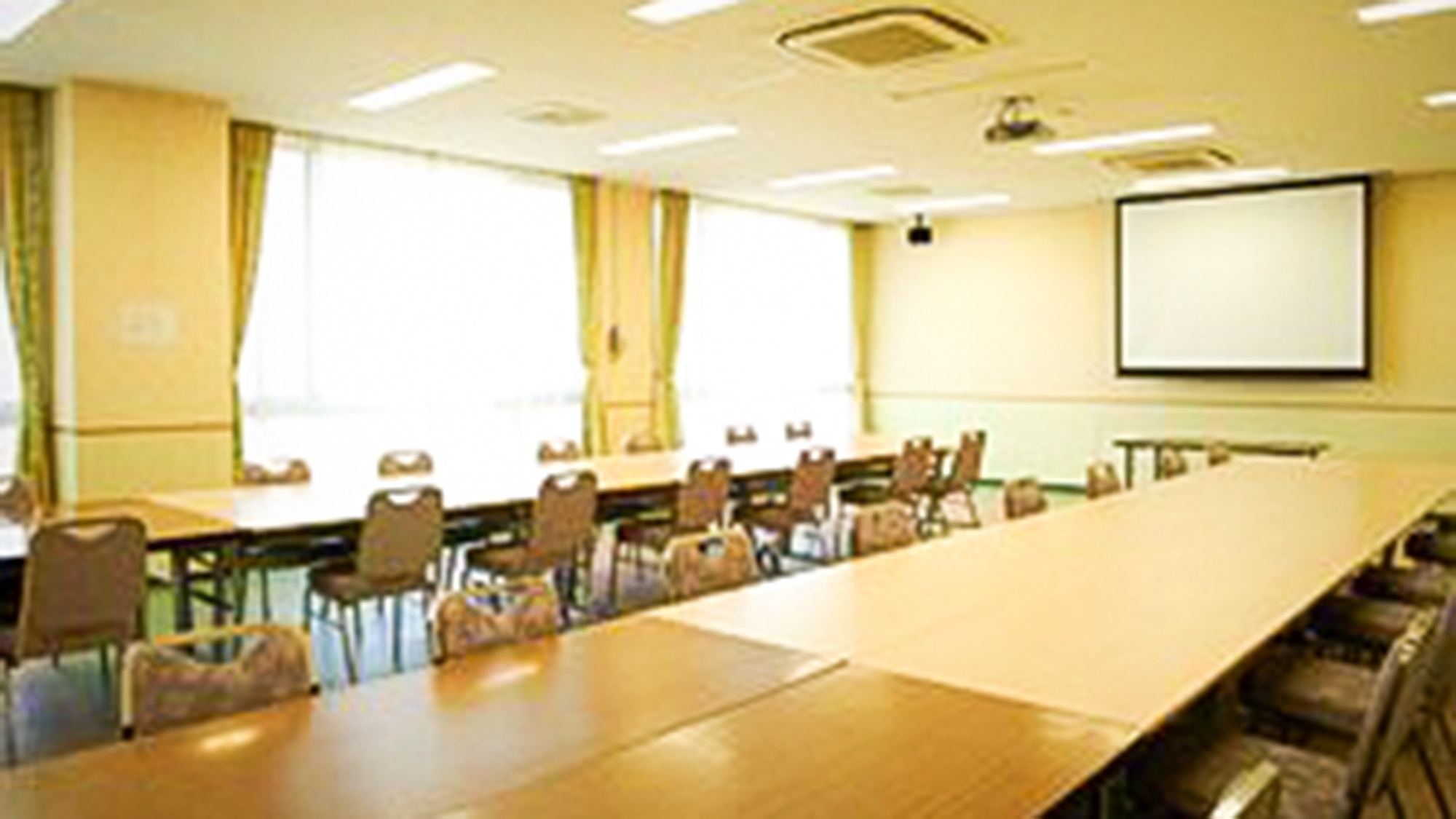 【団体15名〜30名様向け合宿プラン】スポーツ、研修、会議★充実の施設で合宿をサポート！