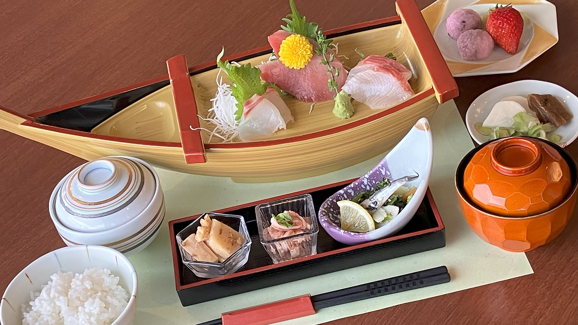 ・夕食／房総半島の素晴らしい自然の恵みで育てられた海の幸をご堪能ください