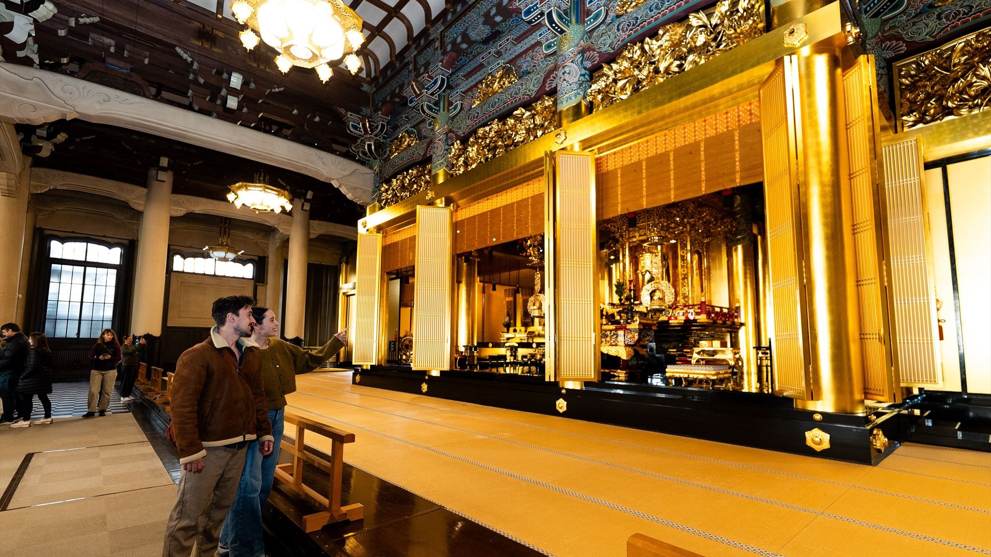 周辺観光｜築地本願寺（徒歩約3分）