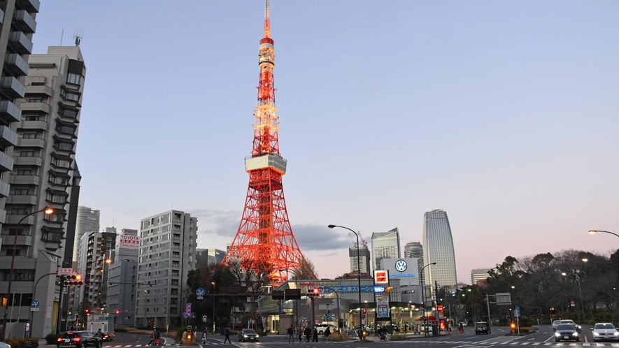 周辺観光｜東京タワー（公共交通機関で約30分）