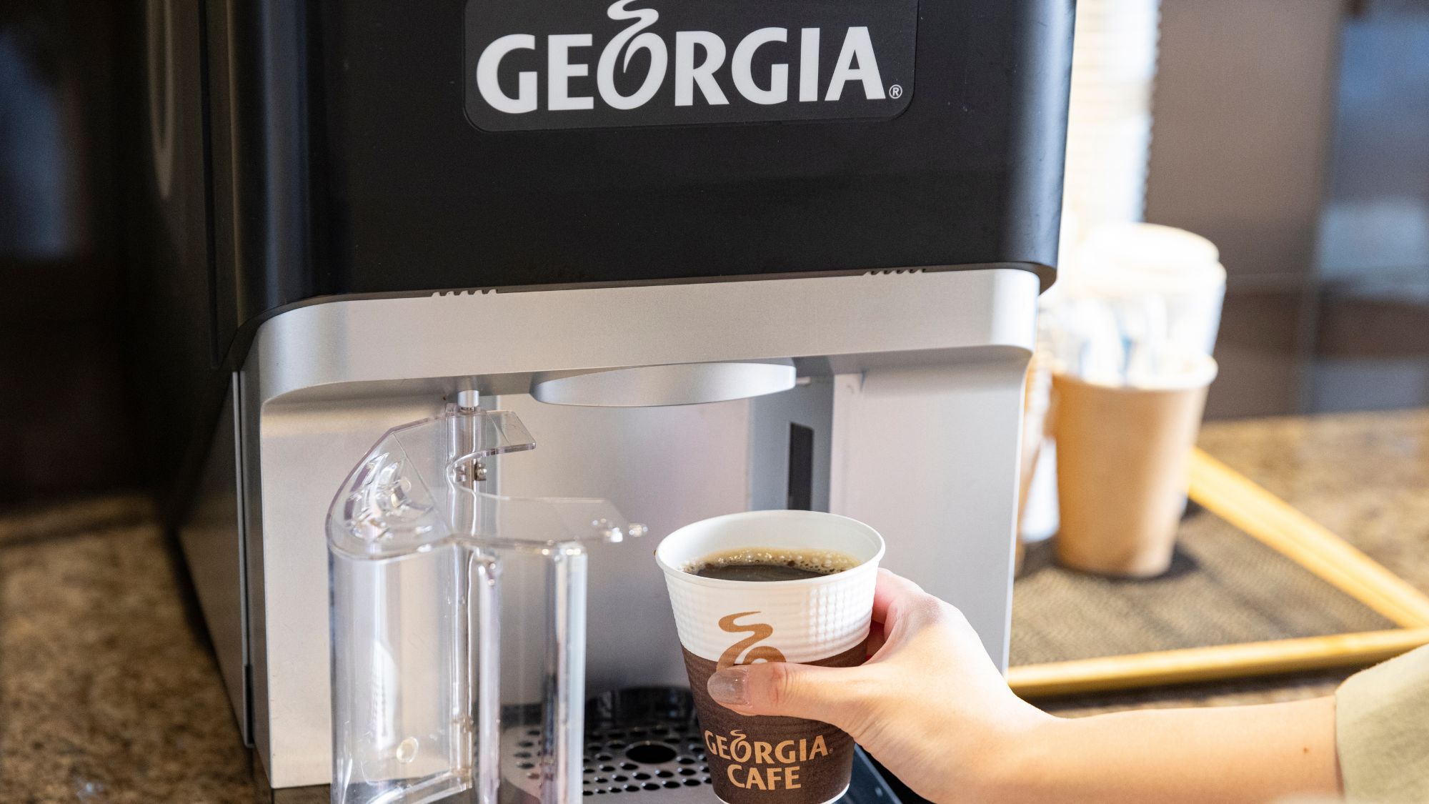 【春SALE】レジャーにも便利！1 泊でも中期滞在でも快適な客室【2名】（素泊）