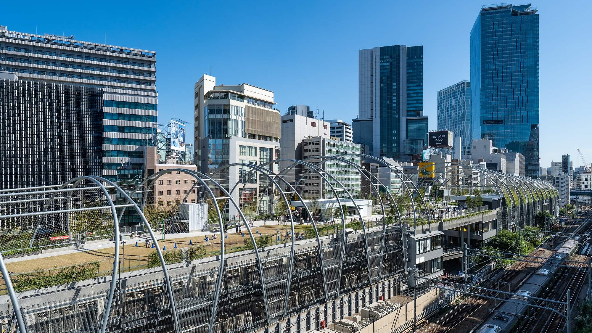 【宮下パーク】車で約15分・電車で約17分