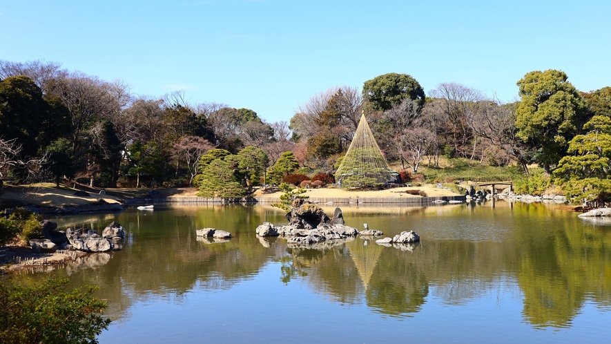 周辺観光｜六義園（公共交通機関で約40分）