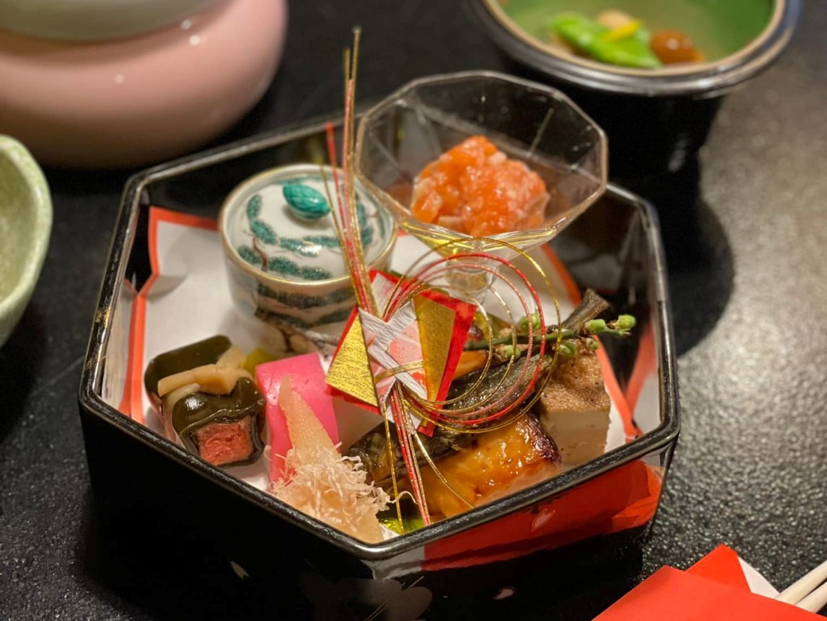 【12月31日、1月1日2日限定】お節とお雑煮付きお正月限定プラン