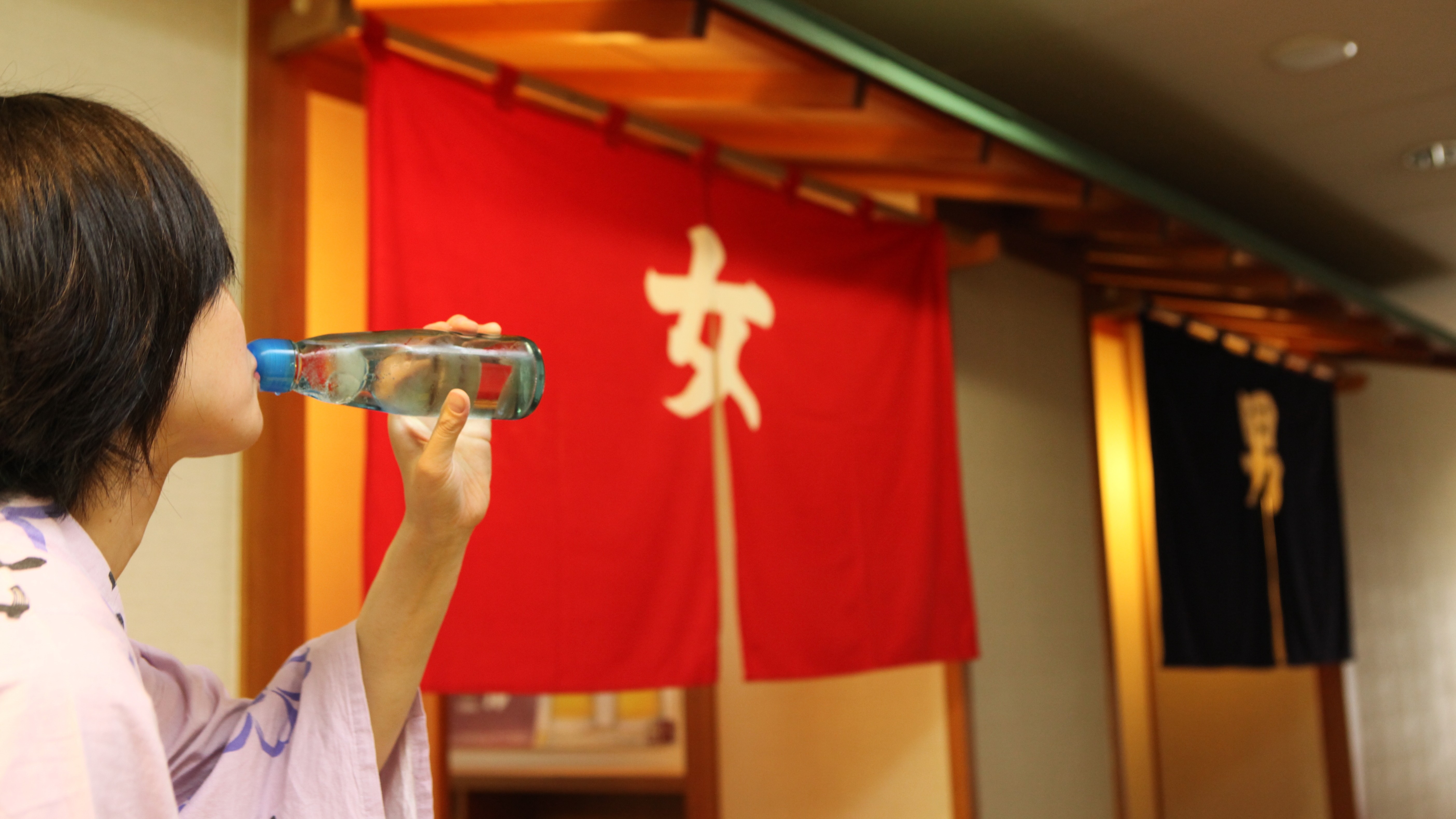 お風呂上りはビール？ラムネ？牛乳？