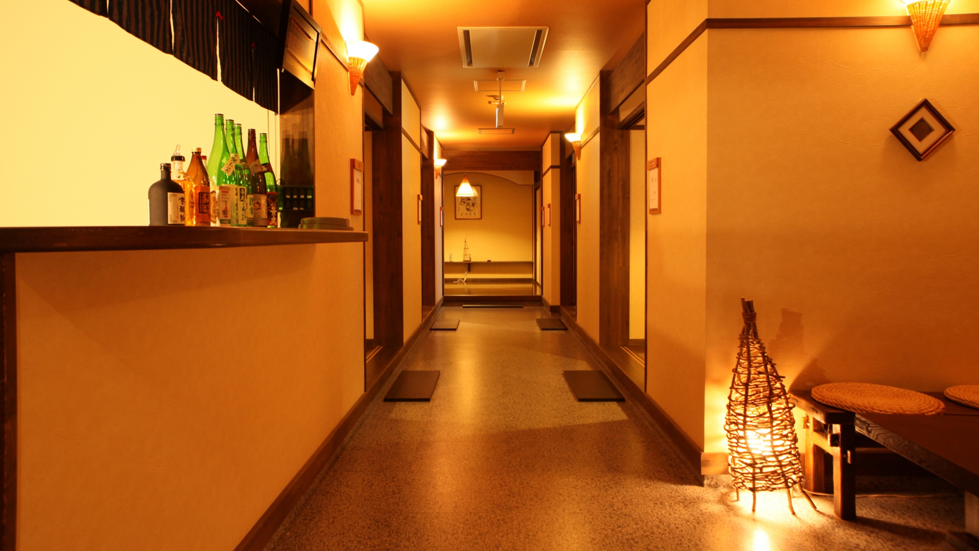 1～4名までの個室のお食事処