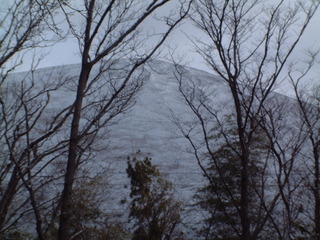 雪の大室山