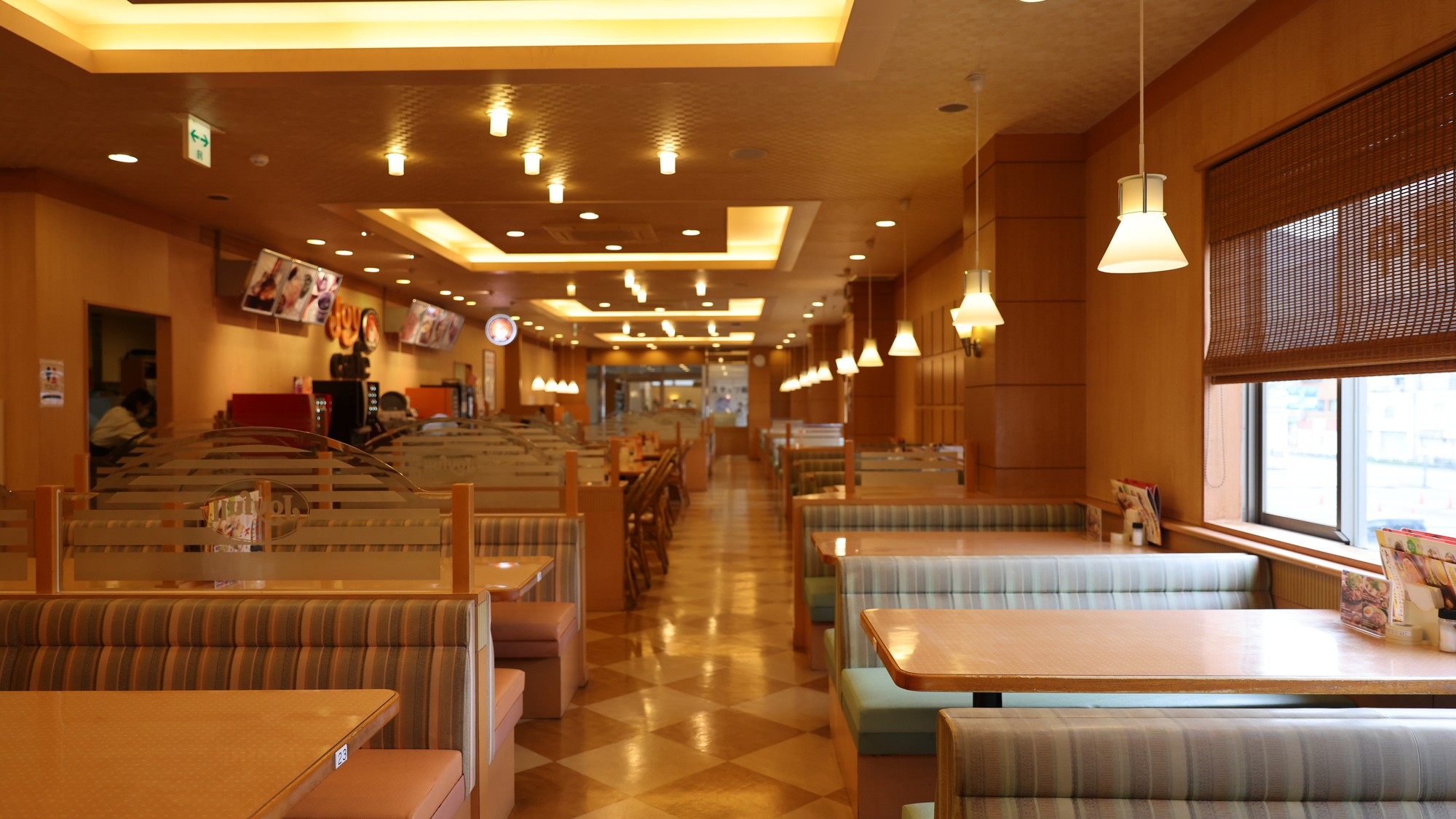 ジョイフル　店内