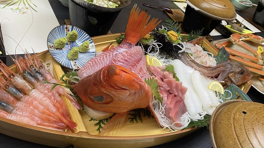 【期間限定！舟盛付き海の幸コース＆紫ウニ】一番人気の大満足コースを今だけさらに贅沢に！【一泊二食】