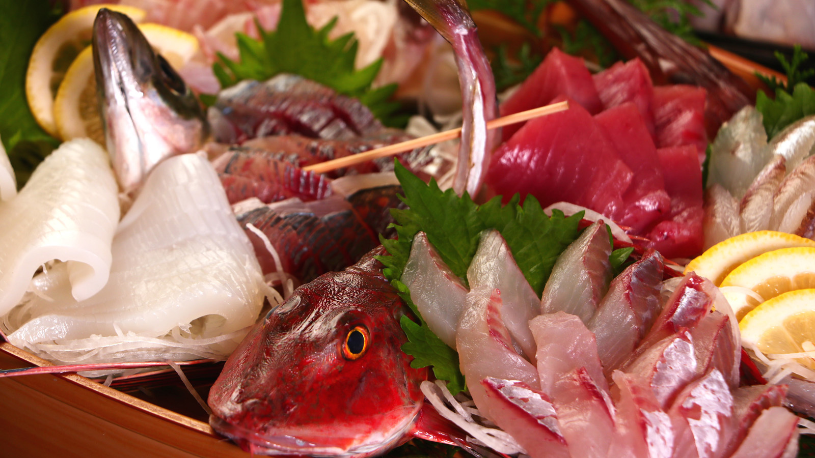 【舟盛付き海の幸コース】一番人気の大満足コース【一泊二食】