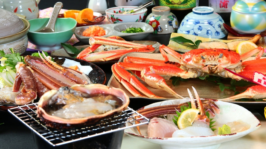 ★【活ズワイガニフルコース】 甲羅焼きは松喜自慢の逸品です