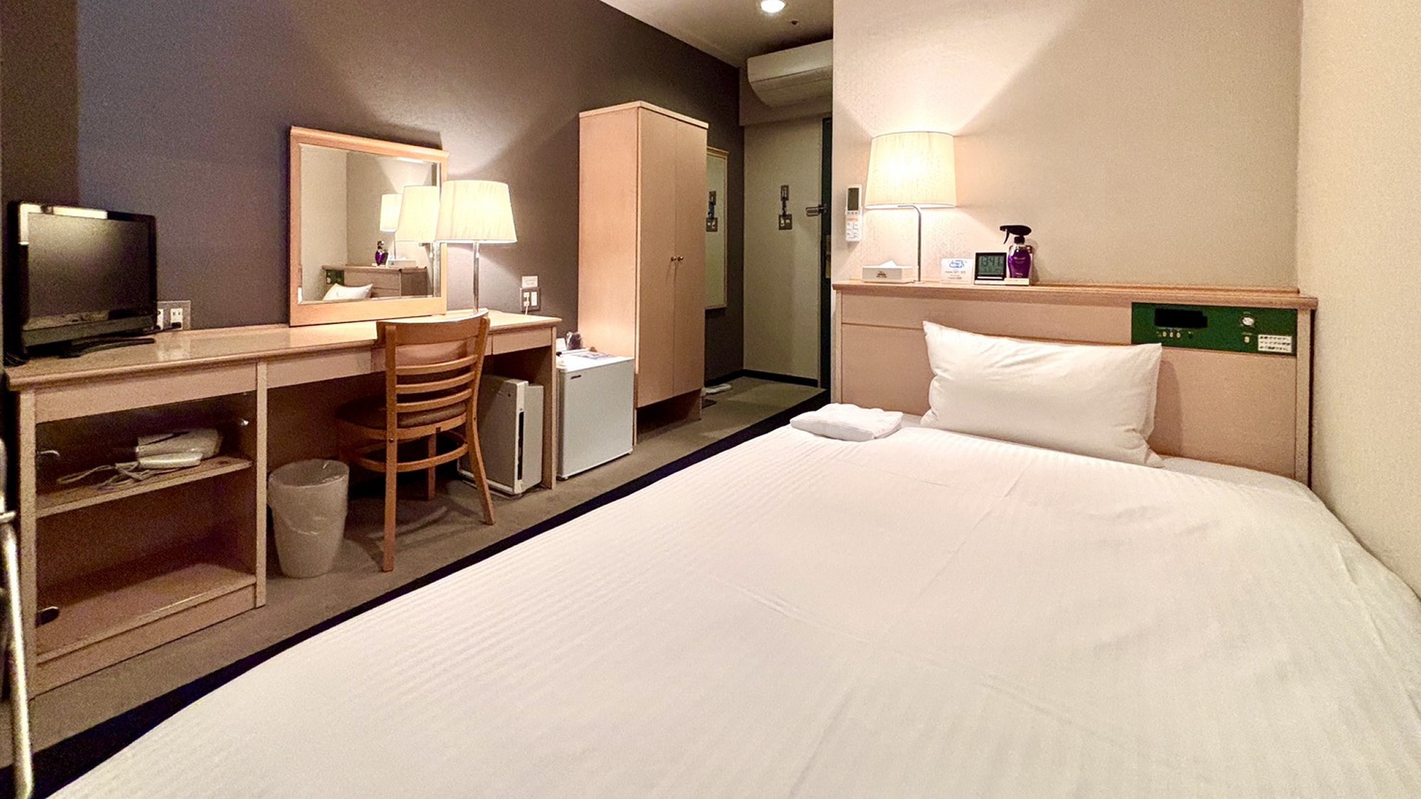 【客室：シングルスタンダード（セミダブルベッド幅120ｃｍ）】当館で人気のお部屋です