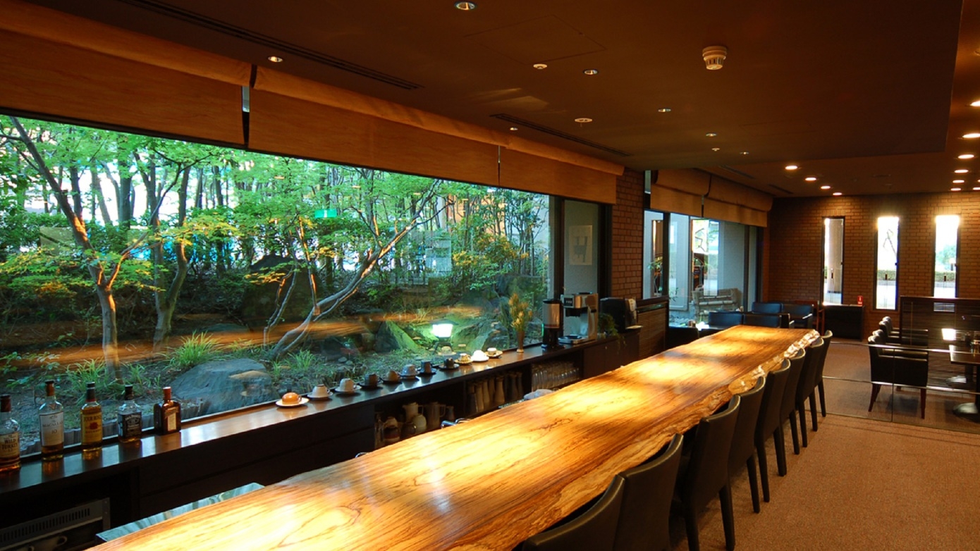 【5-6-7月最終土曜開催】有馬芸妓とのコラボ企画｜８席のみの食後の特別 BarTime【夕朝食付】