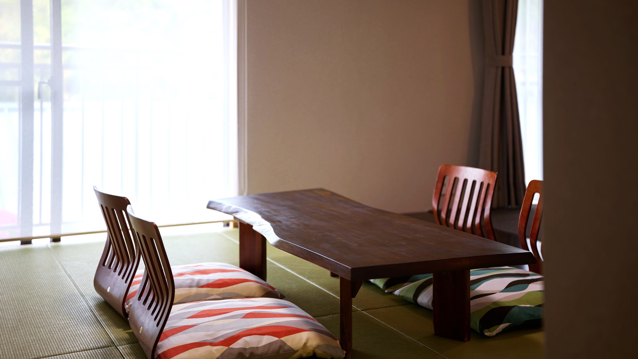 24年12月リニューアル！【翠楓ツイン・ファミリー】