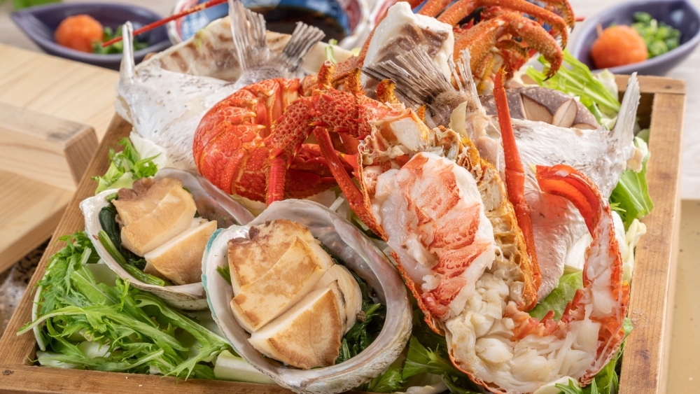 ■雲仙海鮮懐石■伊勢海老・あわびなどの地元食材を楽しむ　