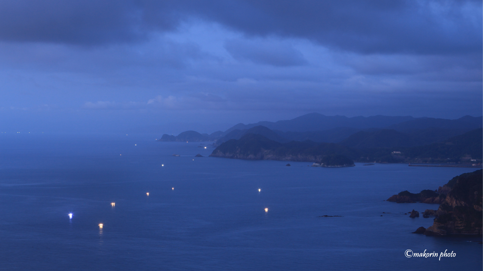 香住海岸からの漁火2