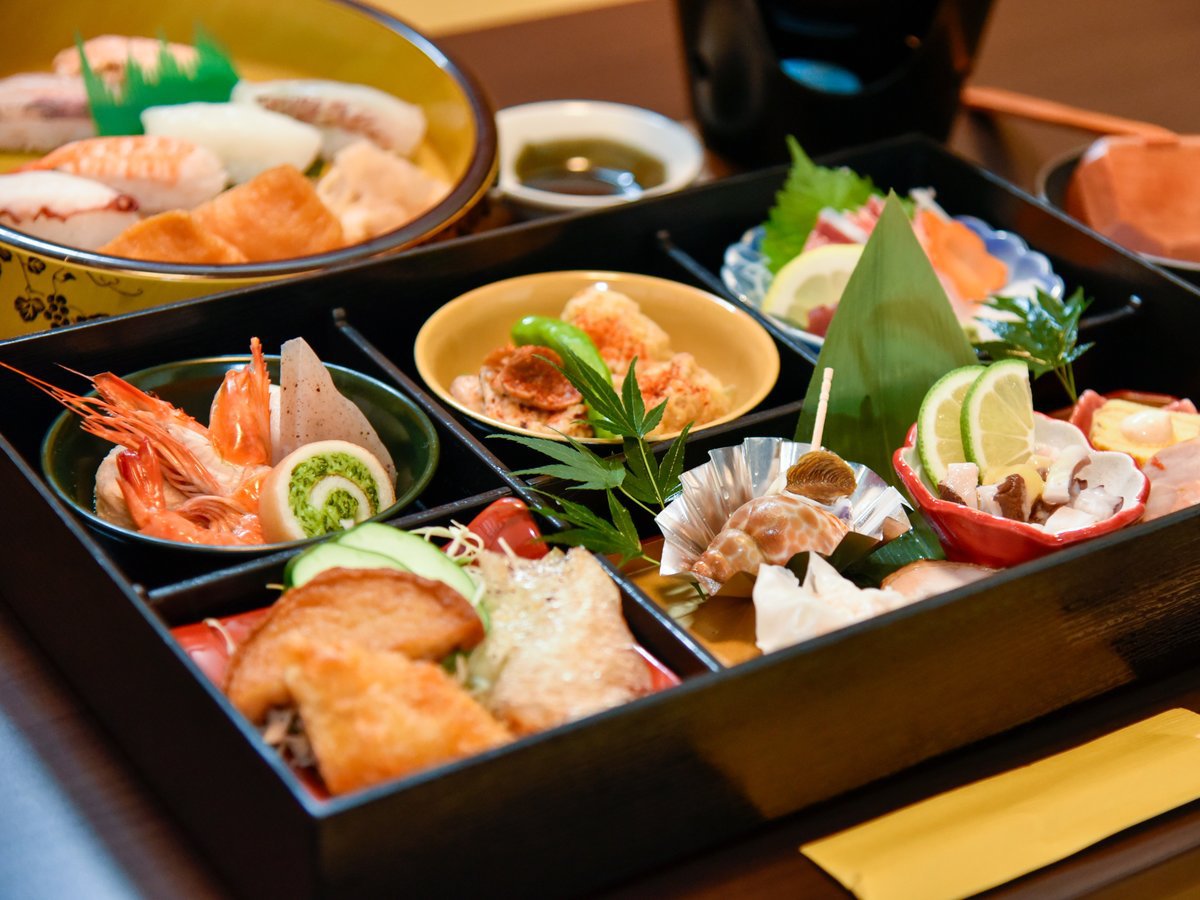 【〜別館〜】１泊夕食付！お部屋でお寿司プラン♪（１０時アウト）