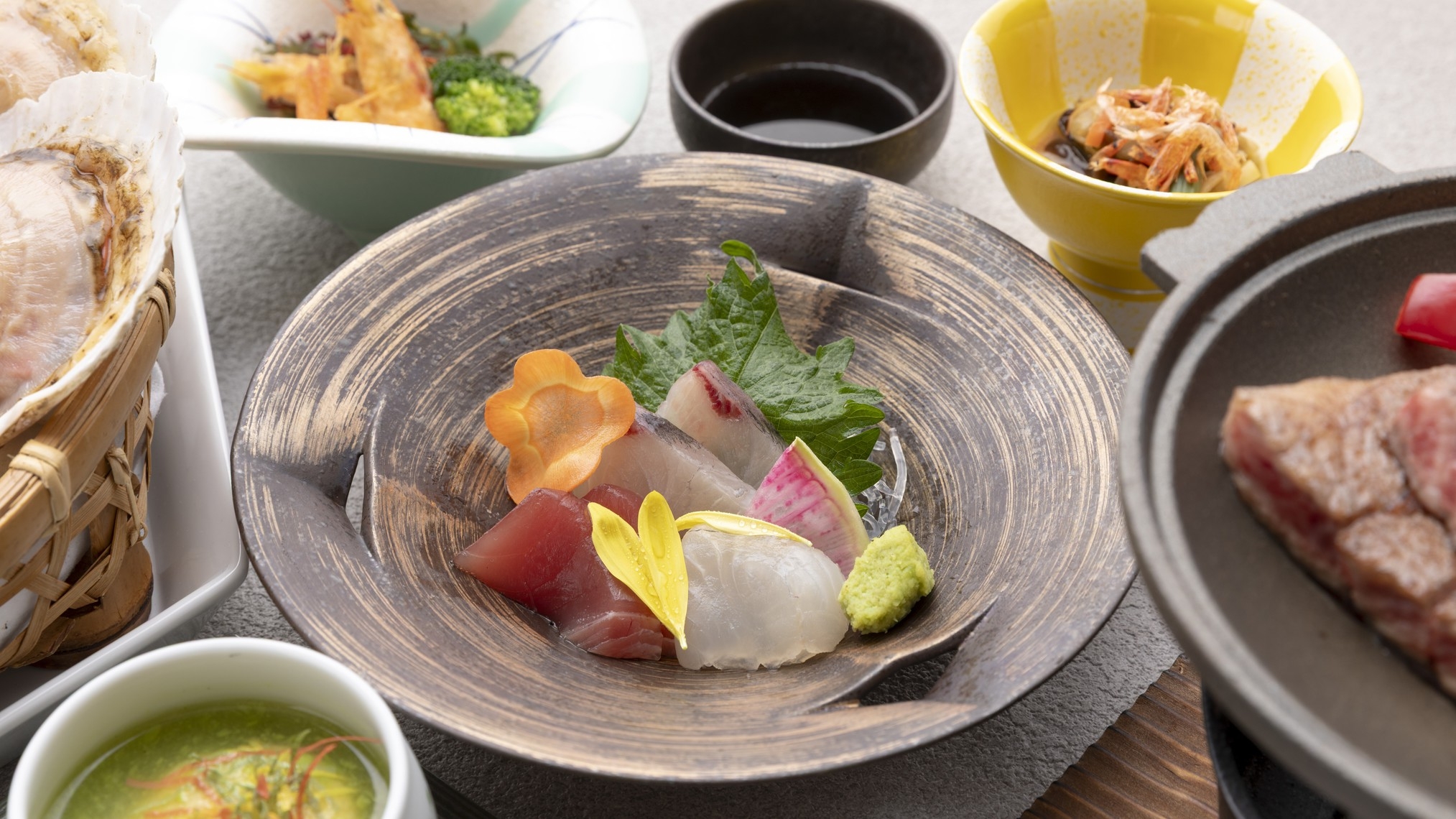 ファミリー歓迎♪【夕部屋食】別府名物！地獄蒸し会席プラン