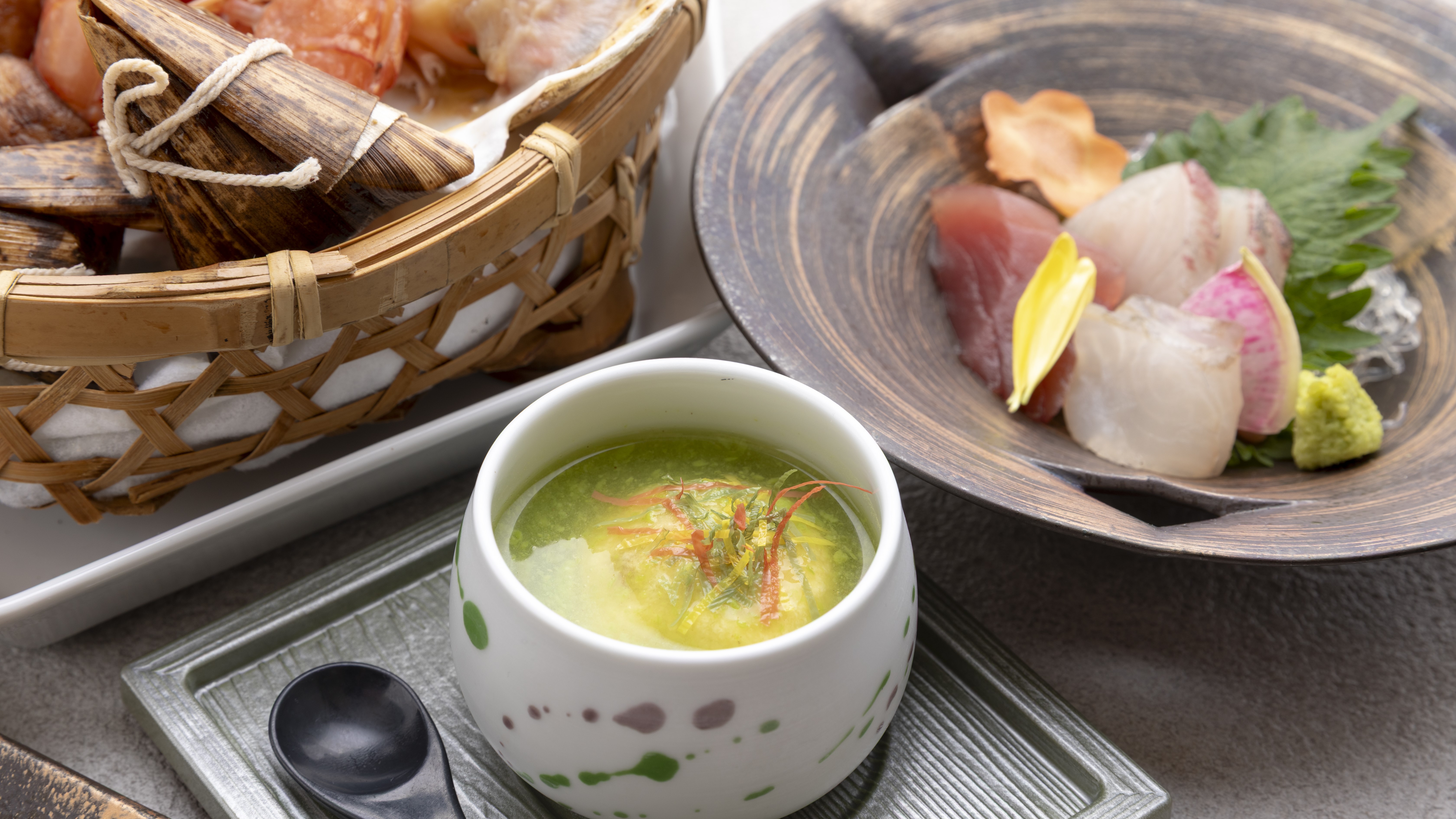 季節ごとに変わる小鉢