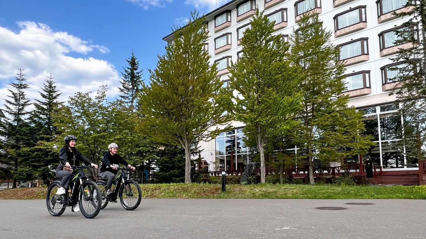 【阿寒湖周辺をサイクリング】電動アシスト自転車1時間利用券付きプラン／2食付き