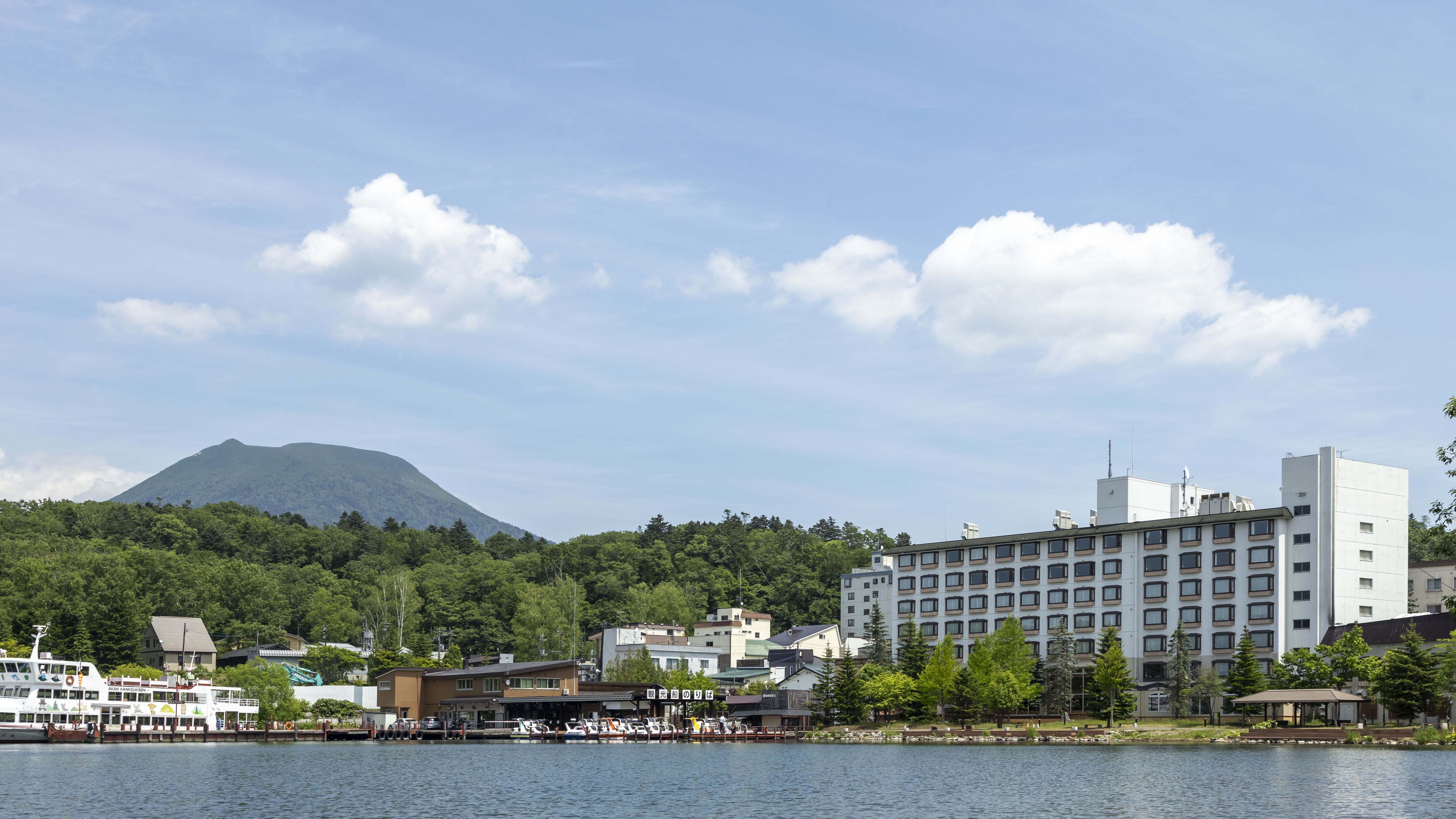 外観／阿寒湖畔に建つカジュアルリゾート（イメージ）