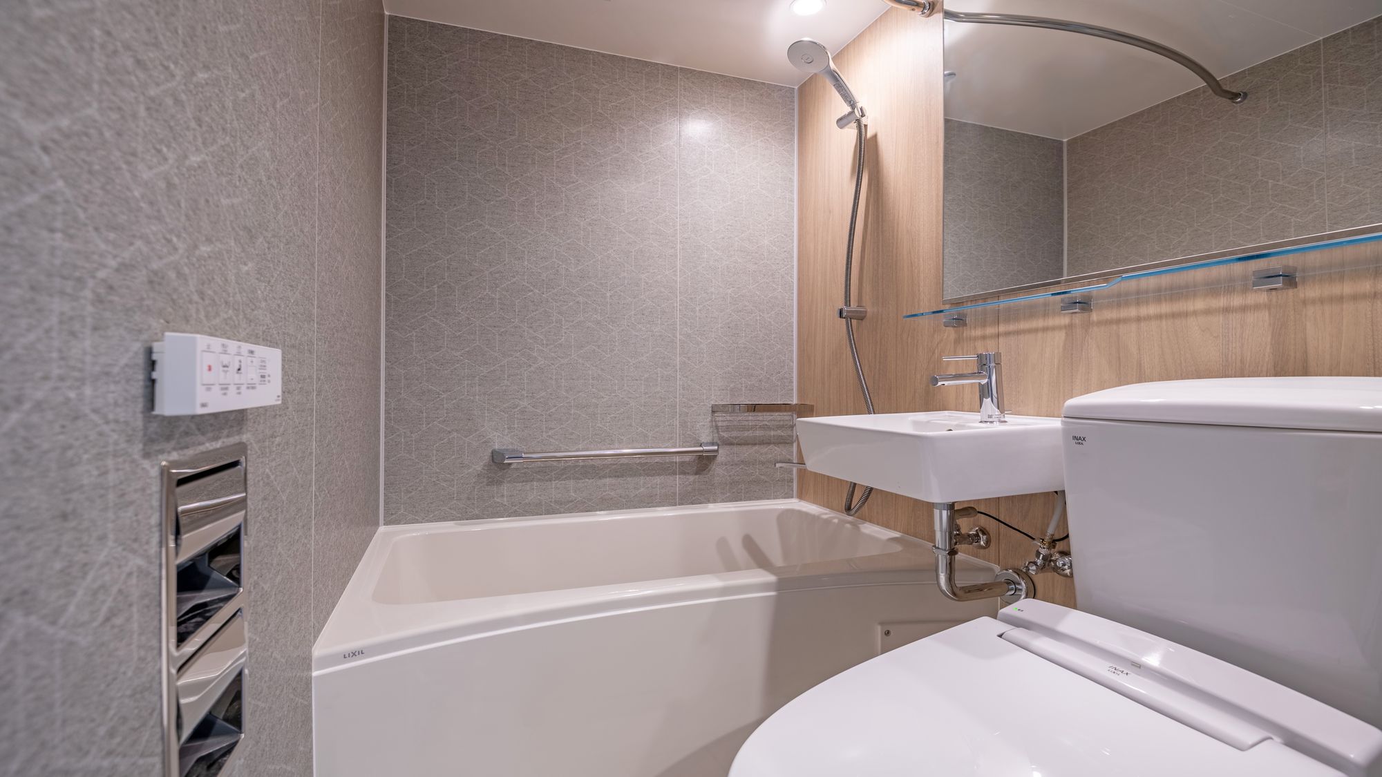 スーペリアルーム（バス付）