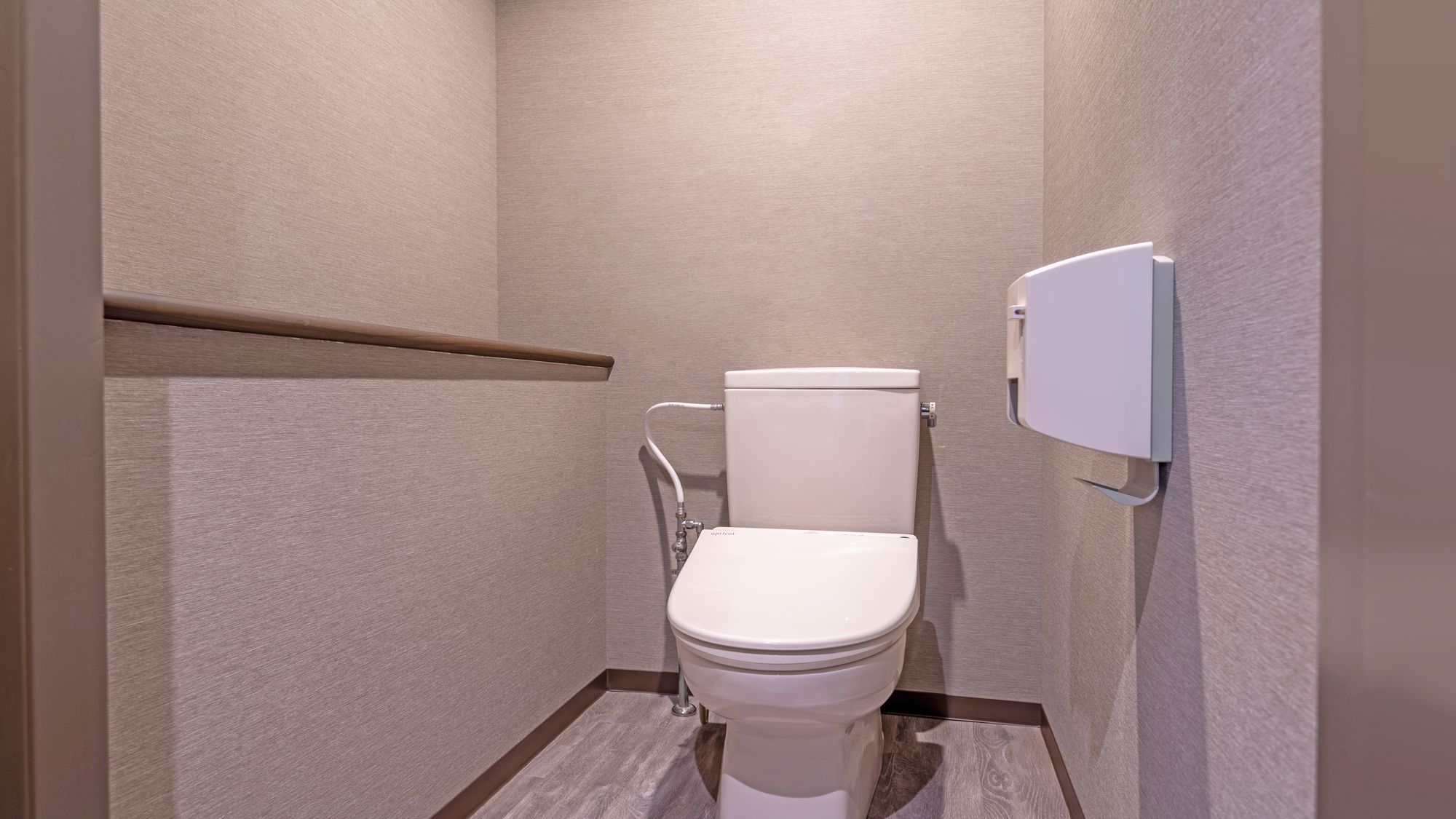 スーペリアルーム（バス・トイレ独立）トイレ