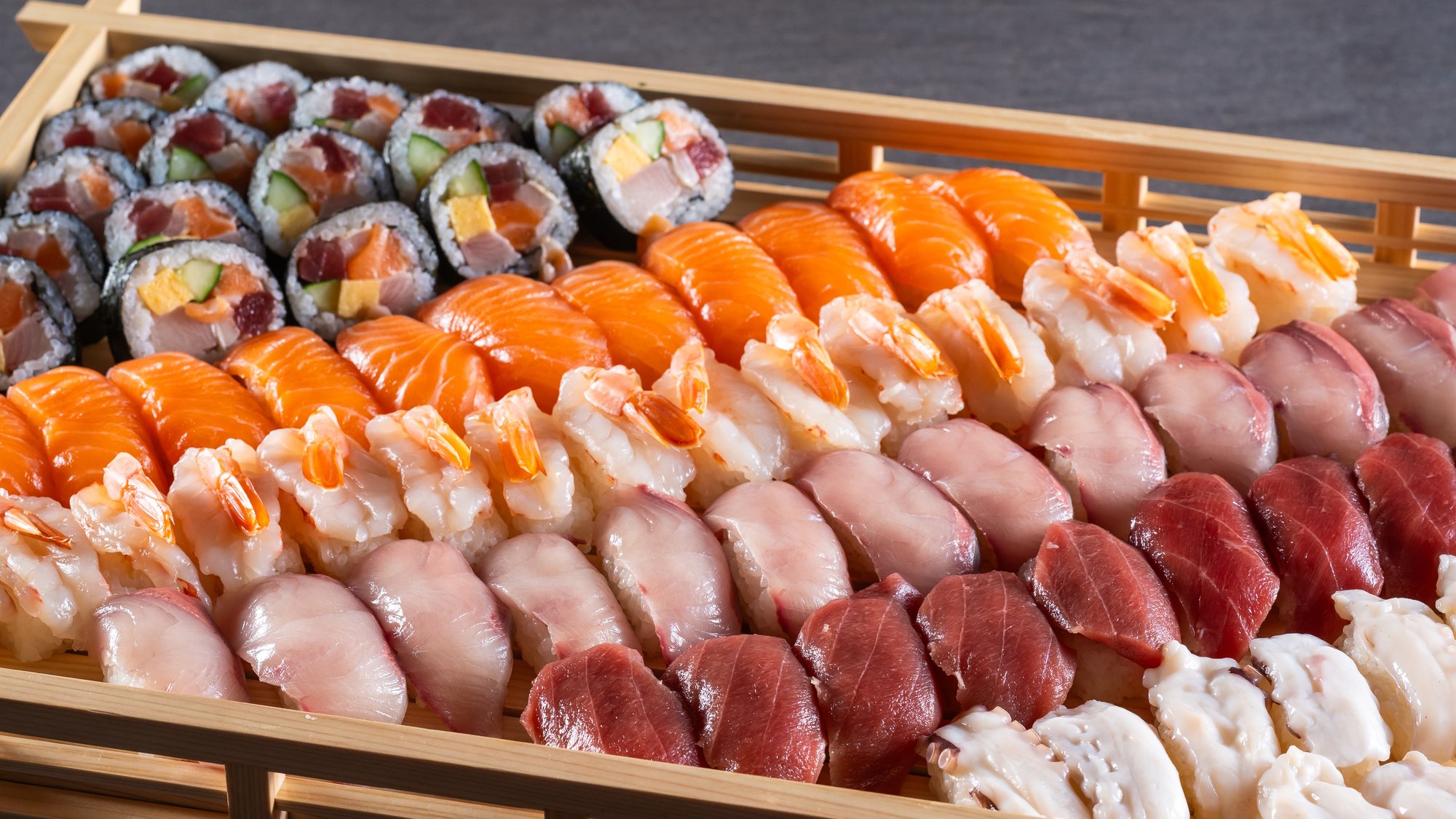 【夕食ビュッフェ】冬(2025年12月～2026年2月) 寿司