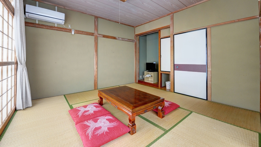 *【部屋/新館】和室一例。畳のお部屋でごゆっくりおくつろぎください。