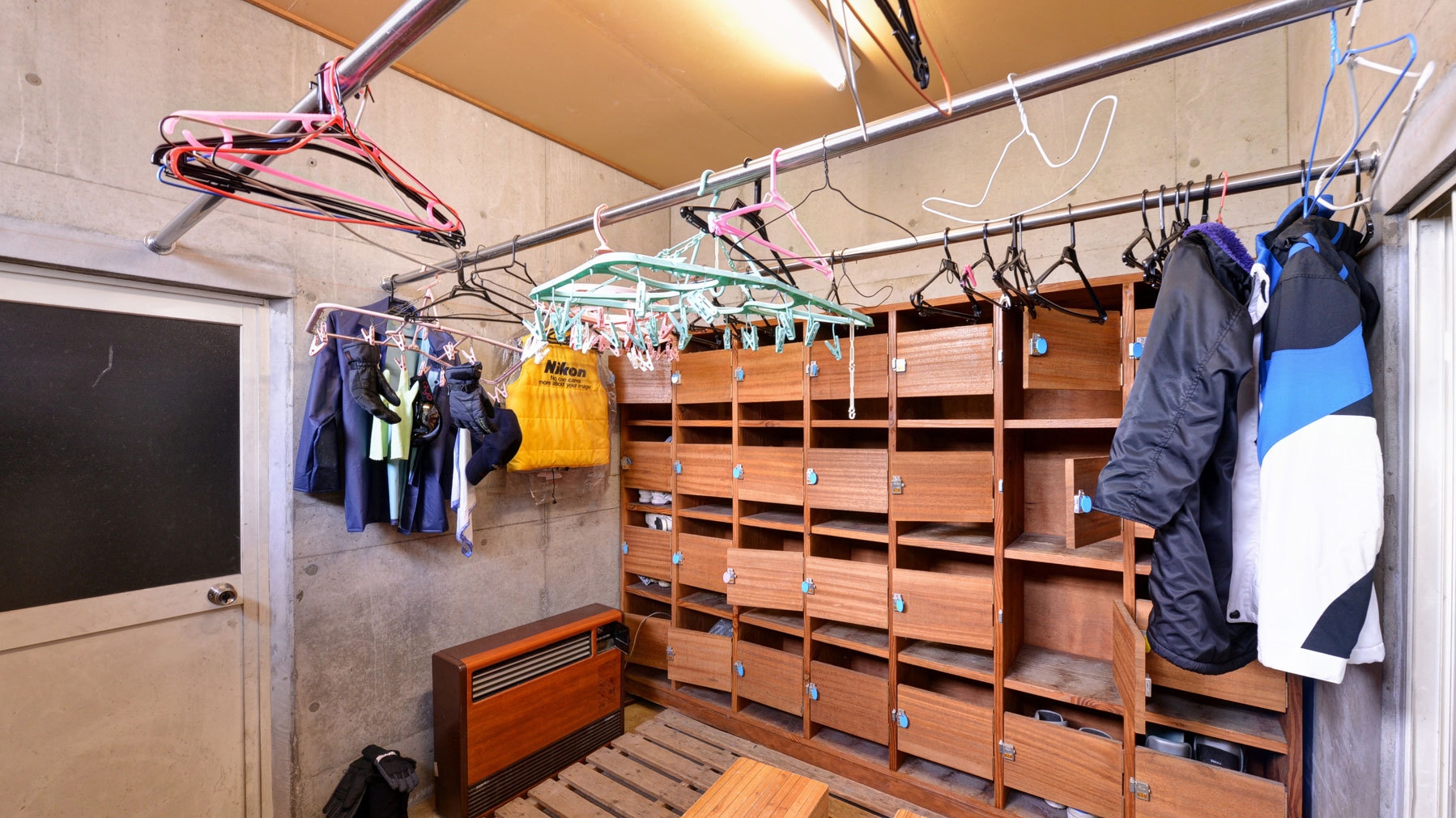 ●連泊限定！2食付●ゲレンデまでは【徒歩1分】リフト券格安・送迎・荷物預かり等4大特典付き♪